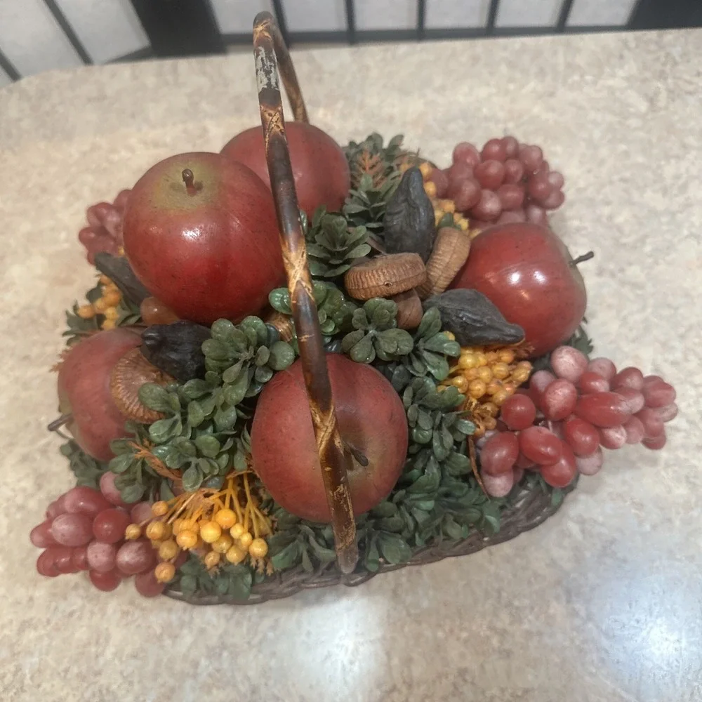 Plastic‎ Faux Fruit Table Basket Decoration Grapes Apples MCM Vintage Artificial